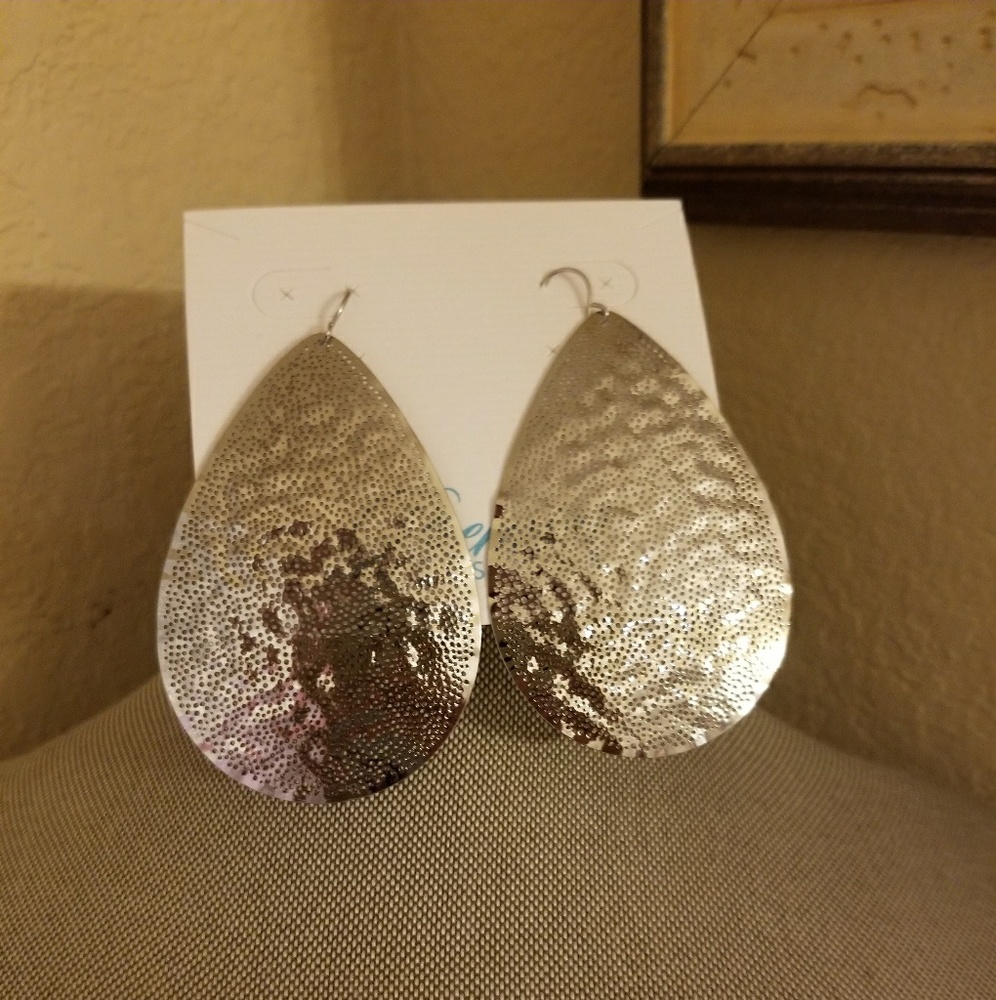 Premier Designs Sea Spray 3" Earrings